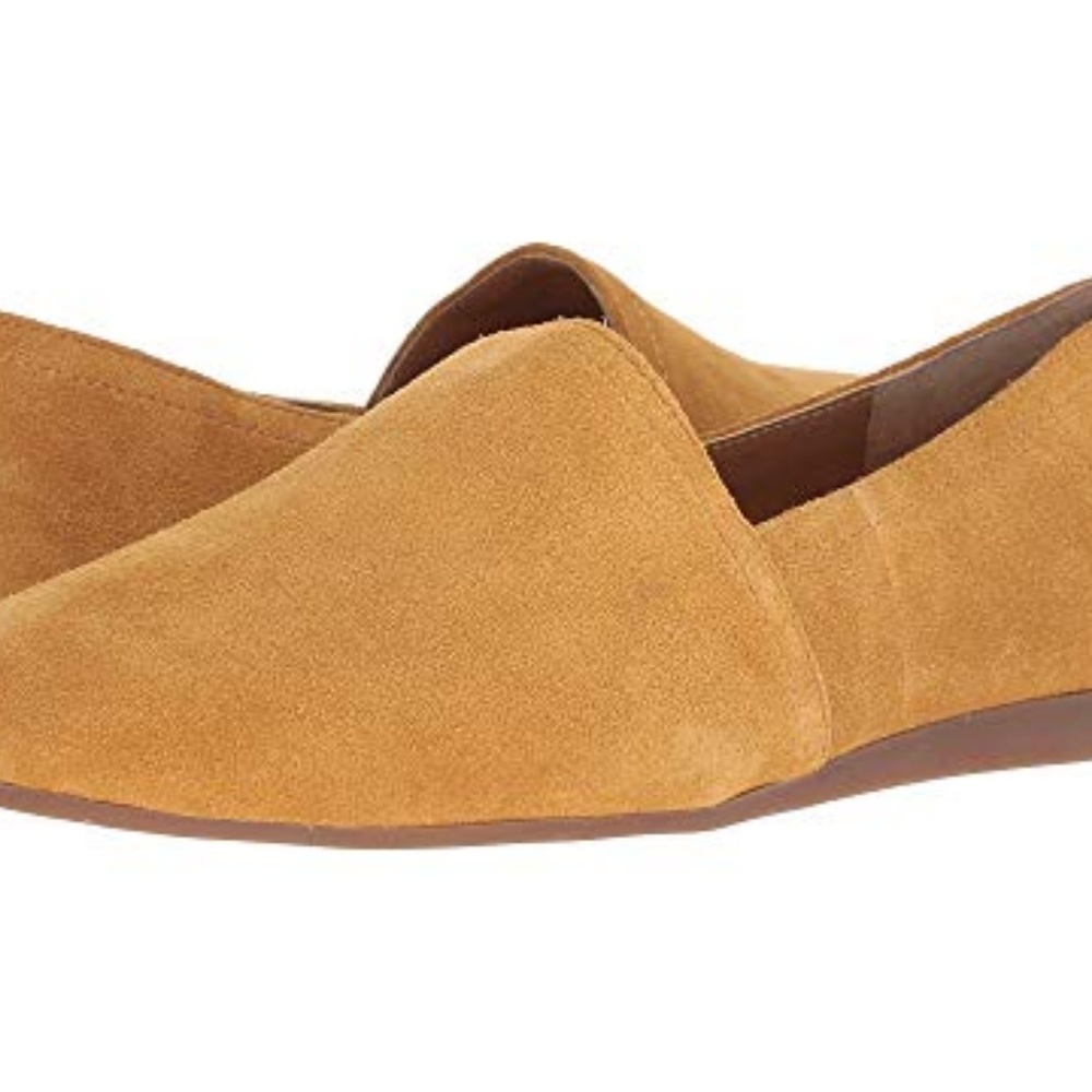 LUCKY BRAND BRETTANY OILED SUEDE FLAT